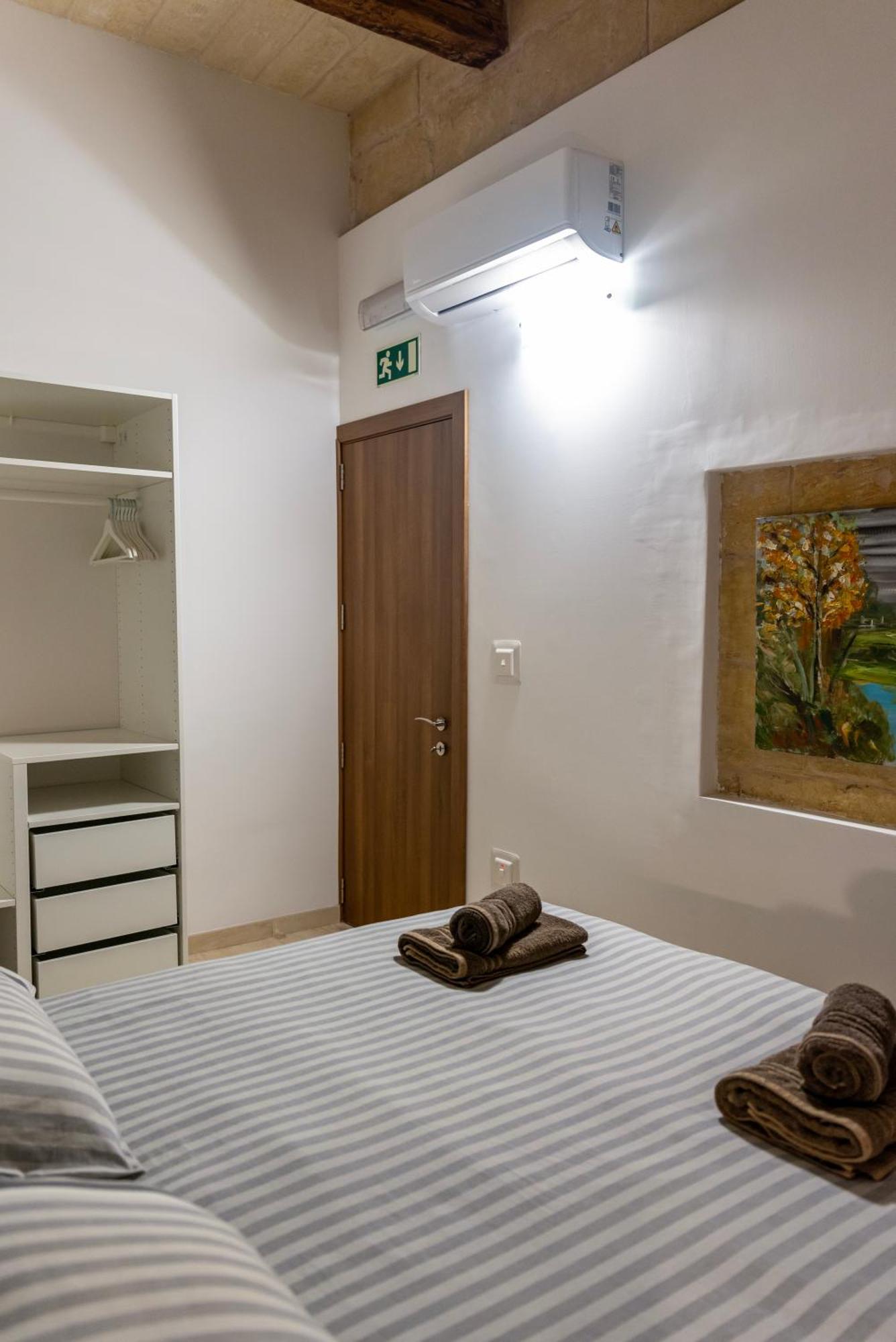 Great Siege Apartment เซงเกลอา ภายนอก รูปภาพ